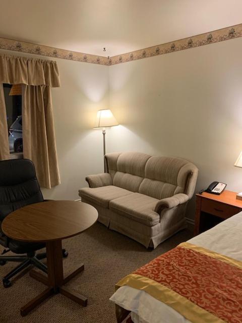 Redwood Motor Inn Brandon Buitenkant foto