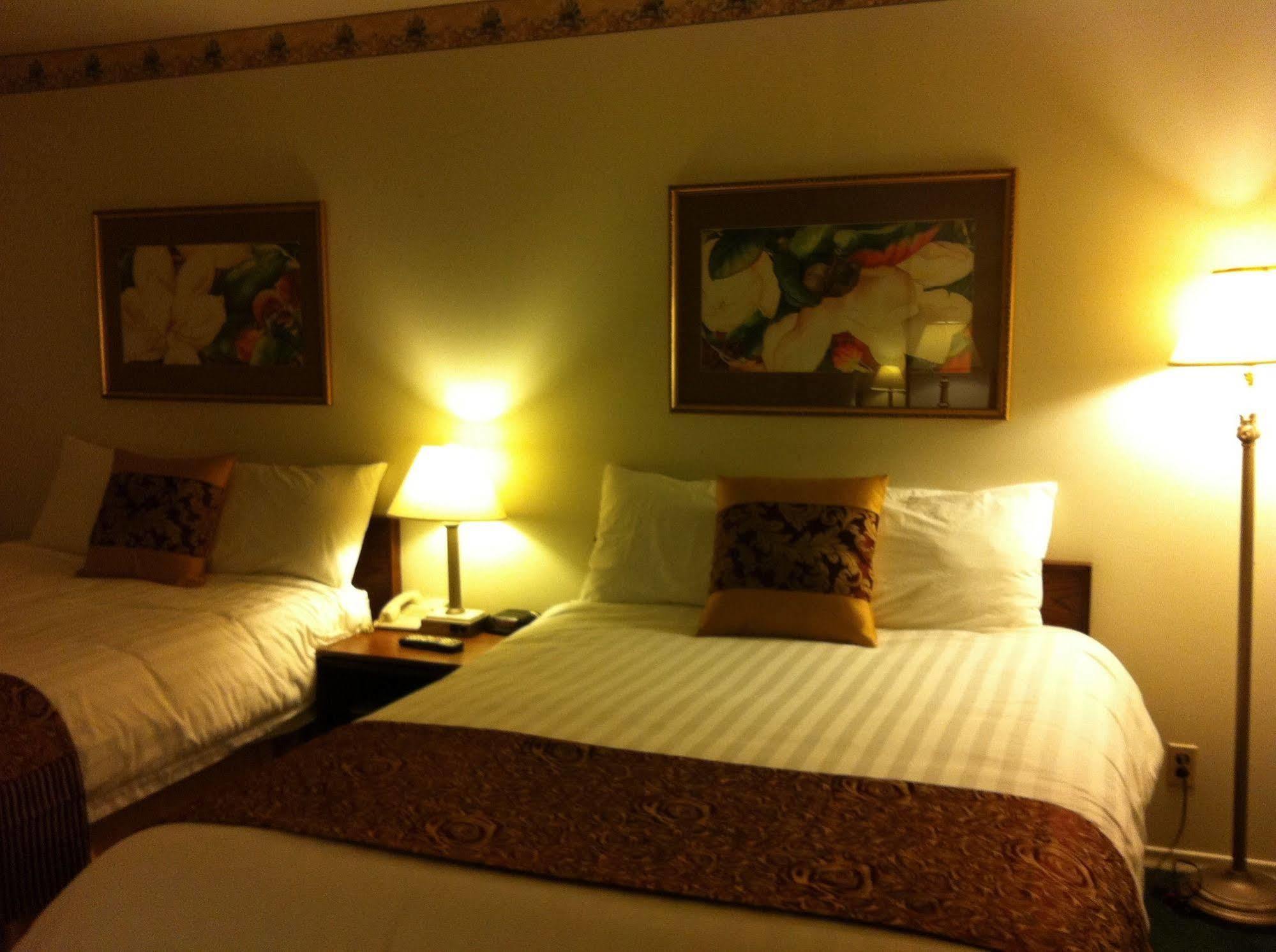 Redwood Motor Inn Brandon Buitenkant foto